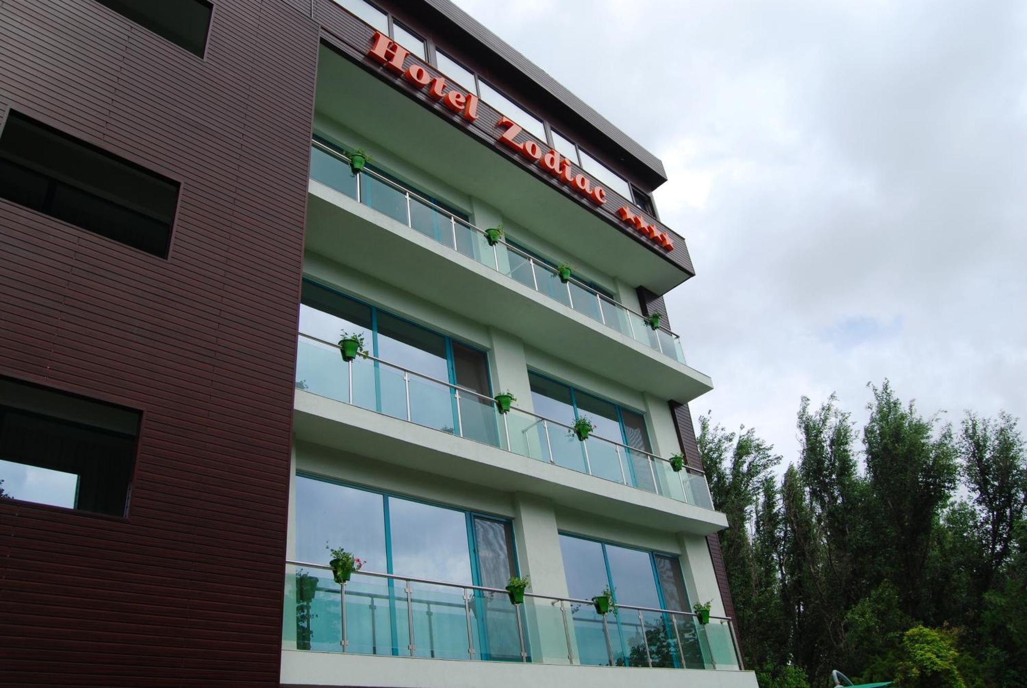 Hotel Zodiac Constanţa Exterior foto